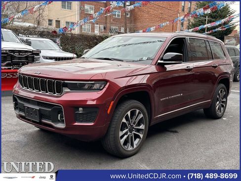 Used 2021 Jeep Grand Cherokee L Overland w/ Luxury Tech Group IV image 8