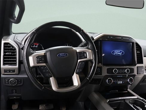 Used 2022 Ford F350 Lariat image 8