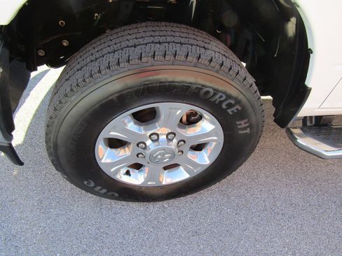 Used 2024 RAM 2500 Big Horn image 10