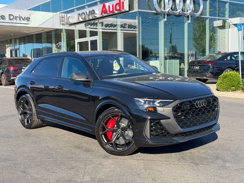 New 2026 Audi RS Q8 performance image 3