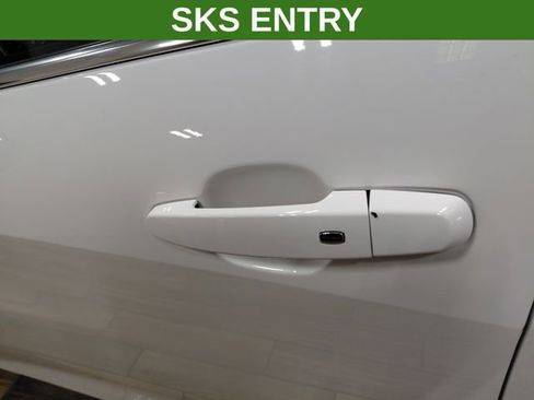 Used 2024 Chevrolet Malibu LT FWD image 10