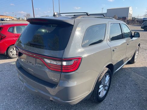 Used 2024 Dodge Durango GT image 3