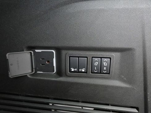 Certified 2024 Chevrolet Tahoe RST w/ Luxury Package image 13