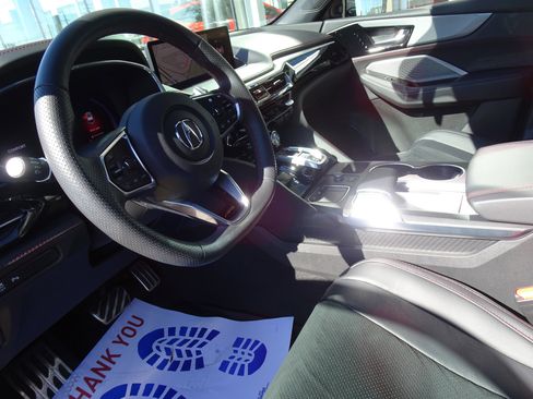 Used 2024 Acura MDX A-Spec image 12