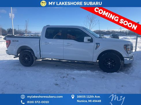 Used 2023 Ford F150 XLT w/ Trailer Tow Package image 8