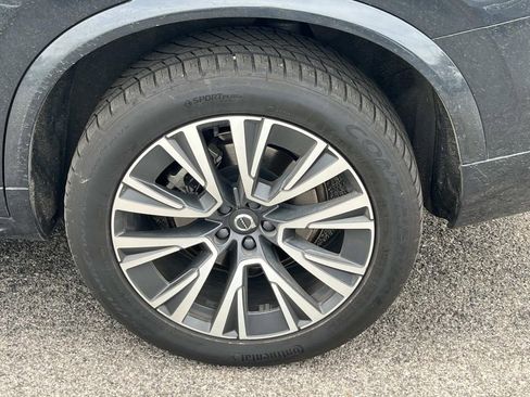 Used 2021 Volvo XC90 T5 Momentum w/ Protection Package image 11