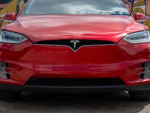 Used 2020 Tesla Model X Long Range AWD/4WD image 7