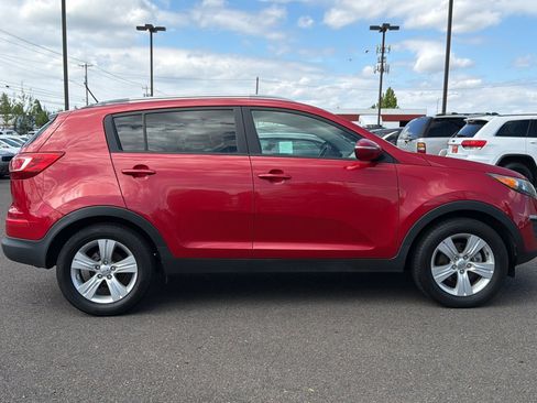 Used 2012 Kia Sportage LX w/ Navigation Pkg FWD image 3
