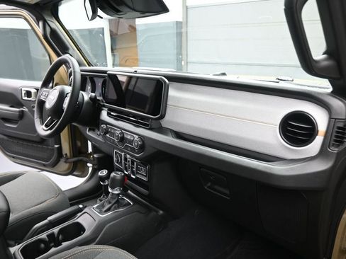 New 2026 Jeep Gladiator Sport AWD/4WD image 27