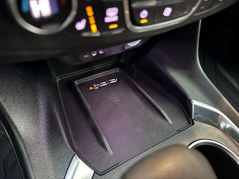 Certified 2023 Chevrolet Traverse LT w/ LPO, Floor Liner Package image 23