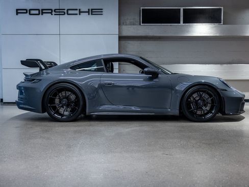 Certified 2022 Porsche 911 GT3 RWD image 9