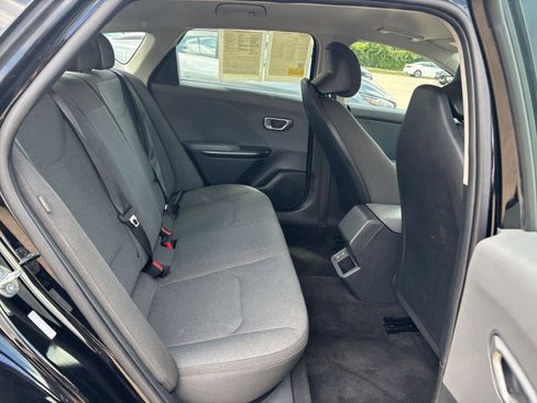Used 2025 Kia K4 FWD image 24