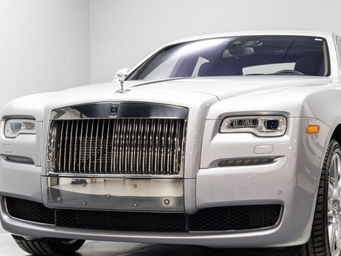 Used 2015 Rolls-Royce Ghost image 79