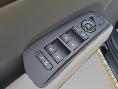 New 2026 Kia EV9 Wind AWD/4WD image 14