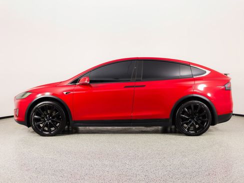 Used 2020 Tesla Model X Long Range image 4