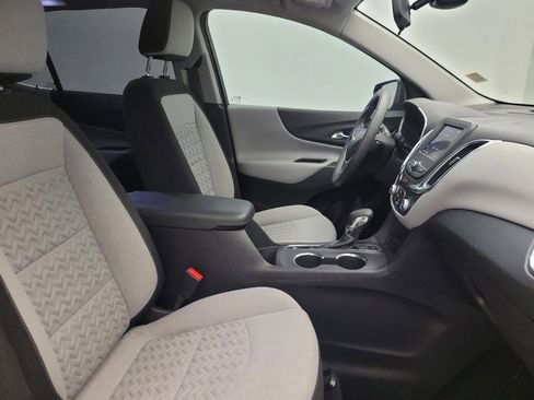 Used 2022 Chevrolet Equinox LS AWD/4WD image 21