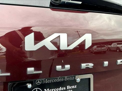 Used 2022 Kia Telluride EX w/ EX Premium Package image 9