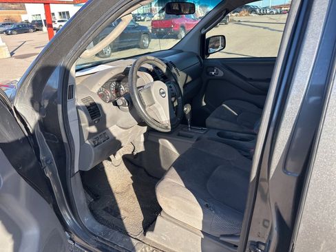 Used 2008 Nissan Frontier SE w/ SE Value Truck Pkg image 7