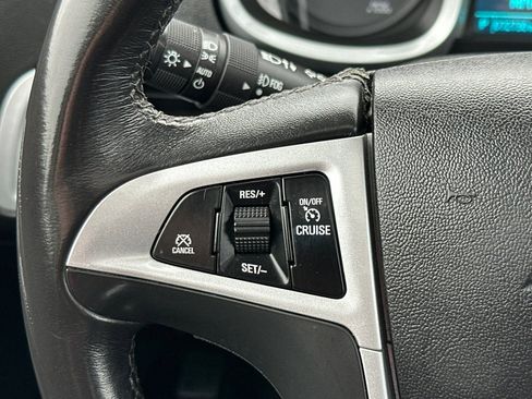 Used 2017 Chevrolet Equinox Premier w/ Enhanced Convenience Package image 25