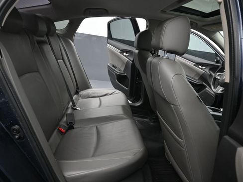 Used 2016 Honda Civic EX-L image 2