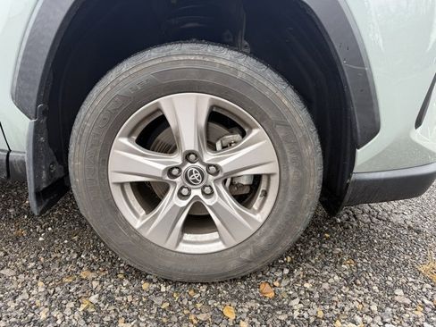 Used 2023 Toyota RAV4 XLE image 4