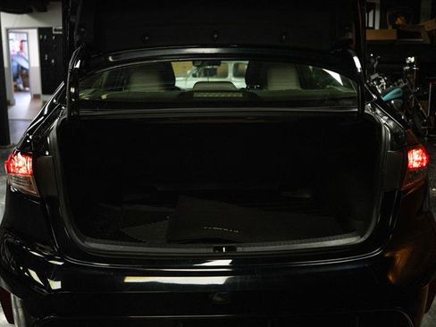 Used 2023 Toyota Corolla SE w/ Carpet Mat Package (TMS) FWD image 7