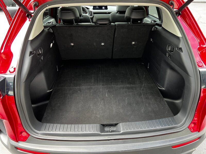 Used 2025 MAZDA CX-50 AWD 2.5 S w/ Premium Package image 24