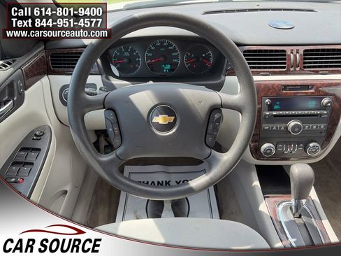 Used 2016 Chevrolet Impala LT FWD image 10