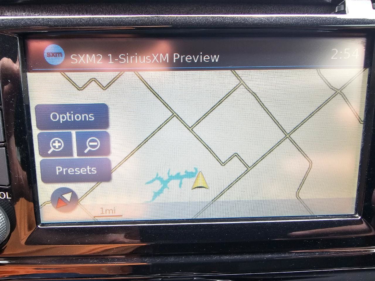 Used 2017 Nissan Juke SL FWD image 42
