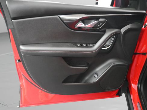 Used 2021 Chevrolet Blazer RS image 31