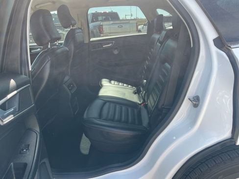 Used 2023 Ford Edge SEL AWD/4WD image 25