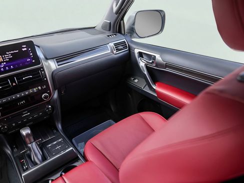 Used 2023 Lexus GX 460 Premium w/ Premium Plus Package AWD/4WD image 28