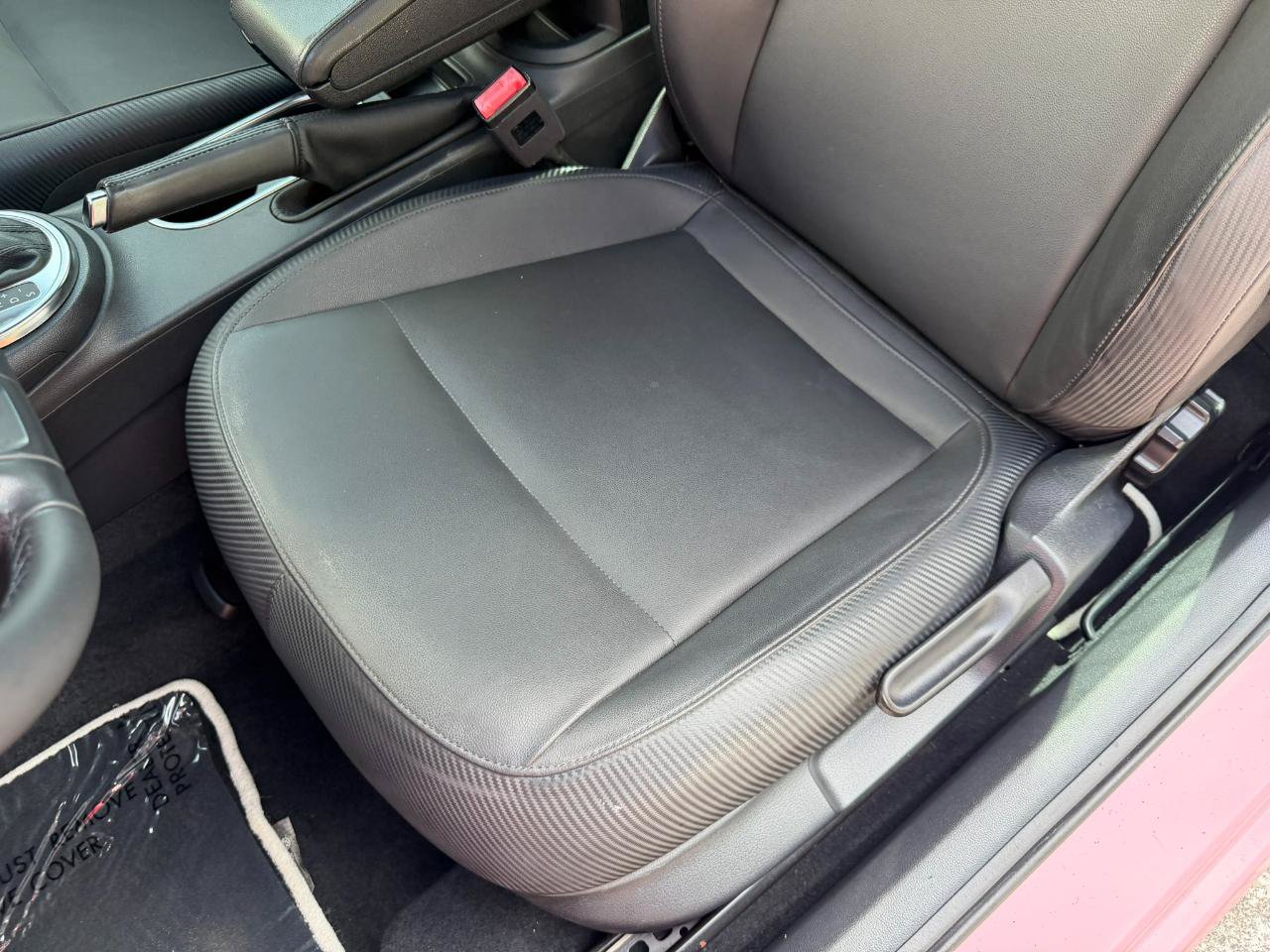 Used 2014 Volkswagen Beetle TDI FWD image 20