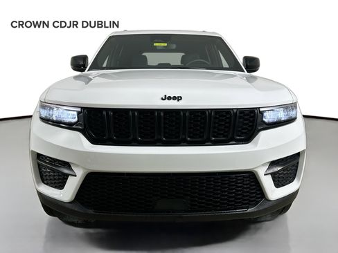 Certified 2023 Jeep Grand Cherokee Altitude AWD/4WD image 2