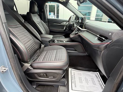 Certified 2025 Ford Explorer ST-Line w/ Premium Package AWD/4WD image 15