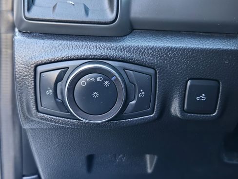 Used 2019 Ford Ranger XL w/ Equipment Group 101A Mid image 16