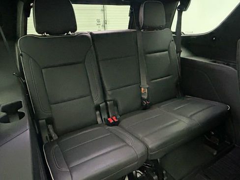 Used 2021 GMC Yukon SLT w/ SLT Premium Package image 39