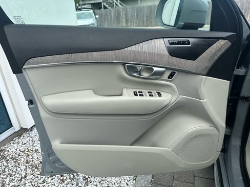 Used 2024 Volvo XC90 B6 Plus AWD/4WD image 6
