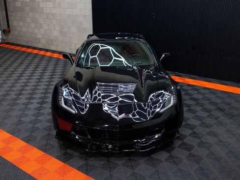 Used 2019 Chevrolet Corvette Z06 w/ Z07 Performance Package RWD image 10