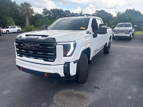 Used 2024 GMC Sierra 2500 AT4 w/ AT4 Premium Plus Package AWD/4WD image 1