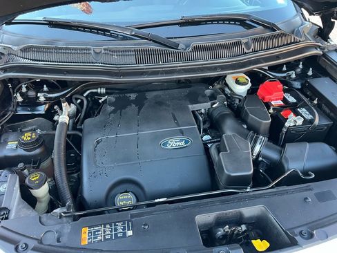 Used 2014 Ford Explorer XLT w/ Equipment Group 201A image 37