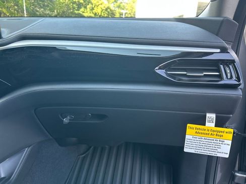 New 2026 Acura MDX SH-AWD image 28