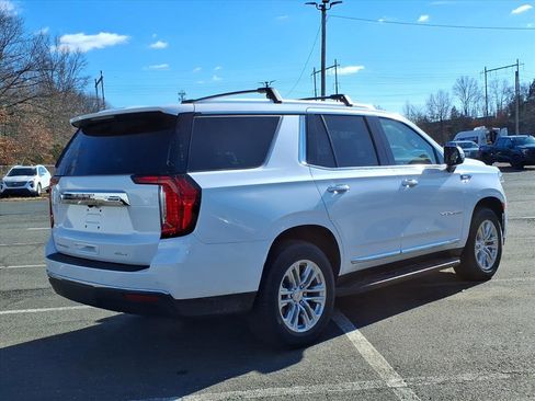 Certified 2023 GMC Yukon SLT w/ SLT Premium Package image 7