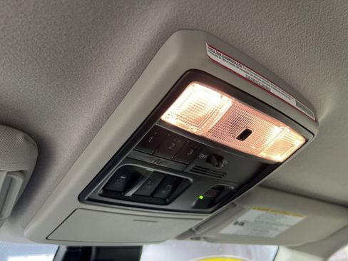 Used 2024 Toyota 4Runner SR5 Premium image 36