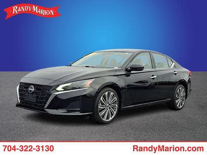 Used 2023 Nissan Altima 2.5 SL