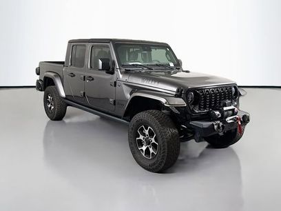 Used 2024 Jeep Gladiator Sport