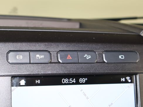 Used 2017 Ford F250 Lariat w/ Lariat Value Package image 36