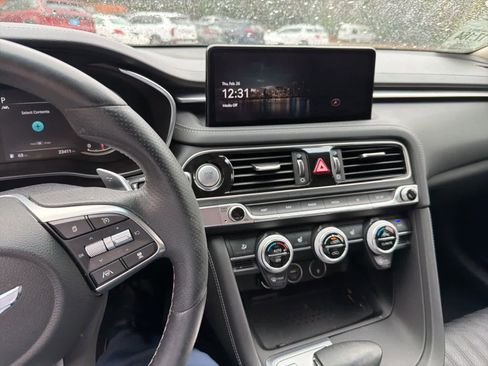 Used 2022 Genesis G70 2.0T w/ Prestige Package image 20