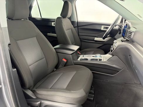 Certified 2022 Ford Explorer XLT AWD/4WD image 31