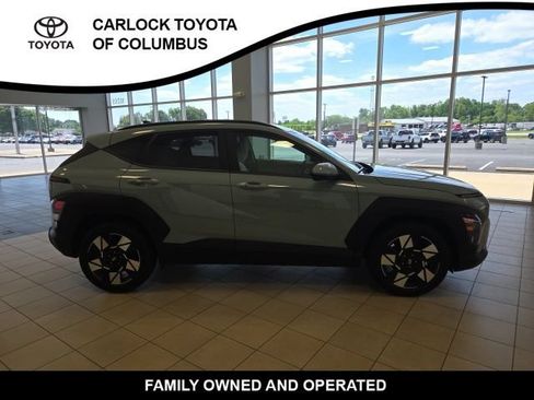 Used 2025 Hyundai Kona SEL FWD image 6